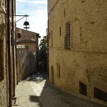 Calocci Ассизи